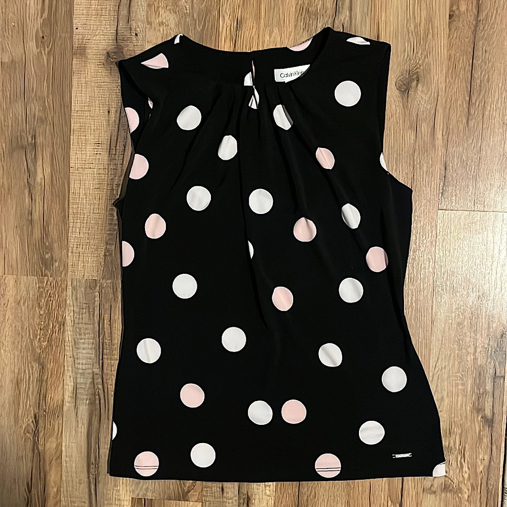 💗🖤✨NEW Calvin Klein polka dot top ✨🖤💗